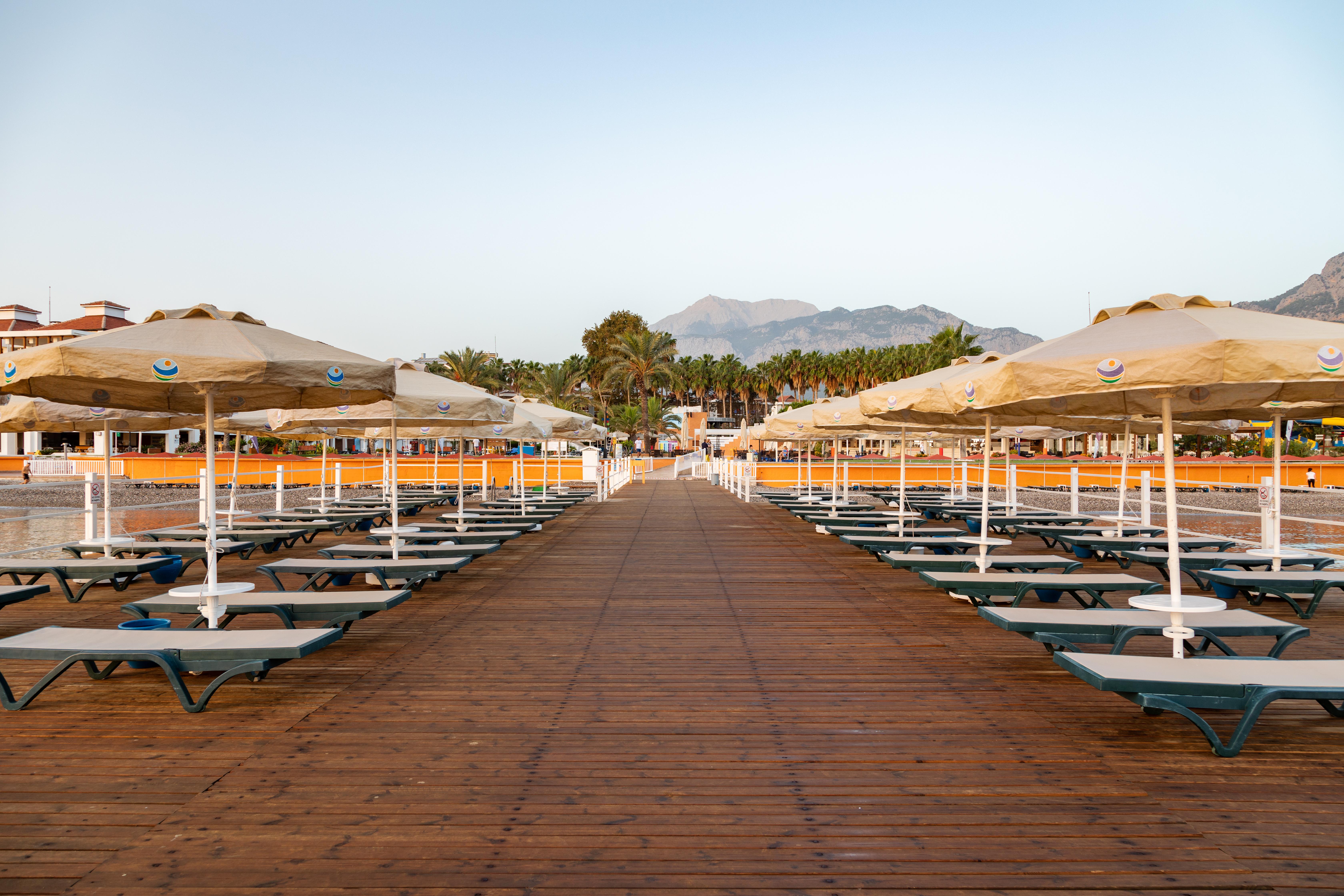 Aqi Hydros Club Hotel Kemer Exterior foto The beach at the resort