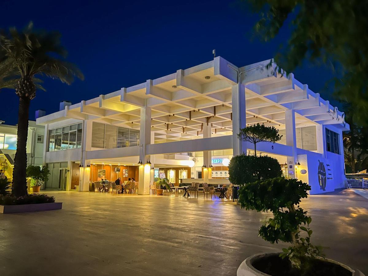 Aqi Hydros Club Hotel Kemer Exterior foto The main building of the resort